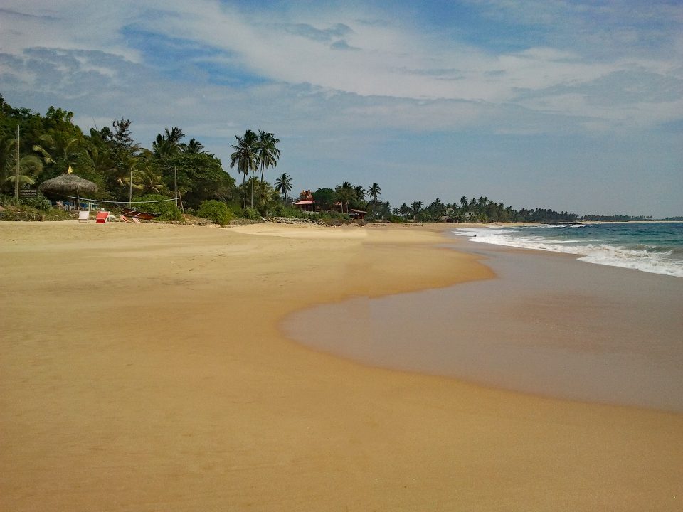 hikkaduwa beach