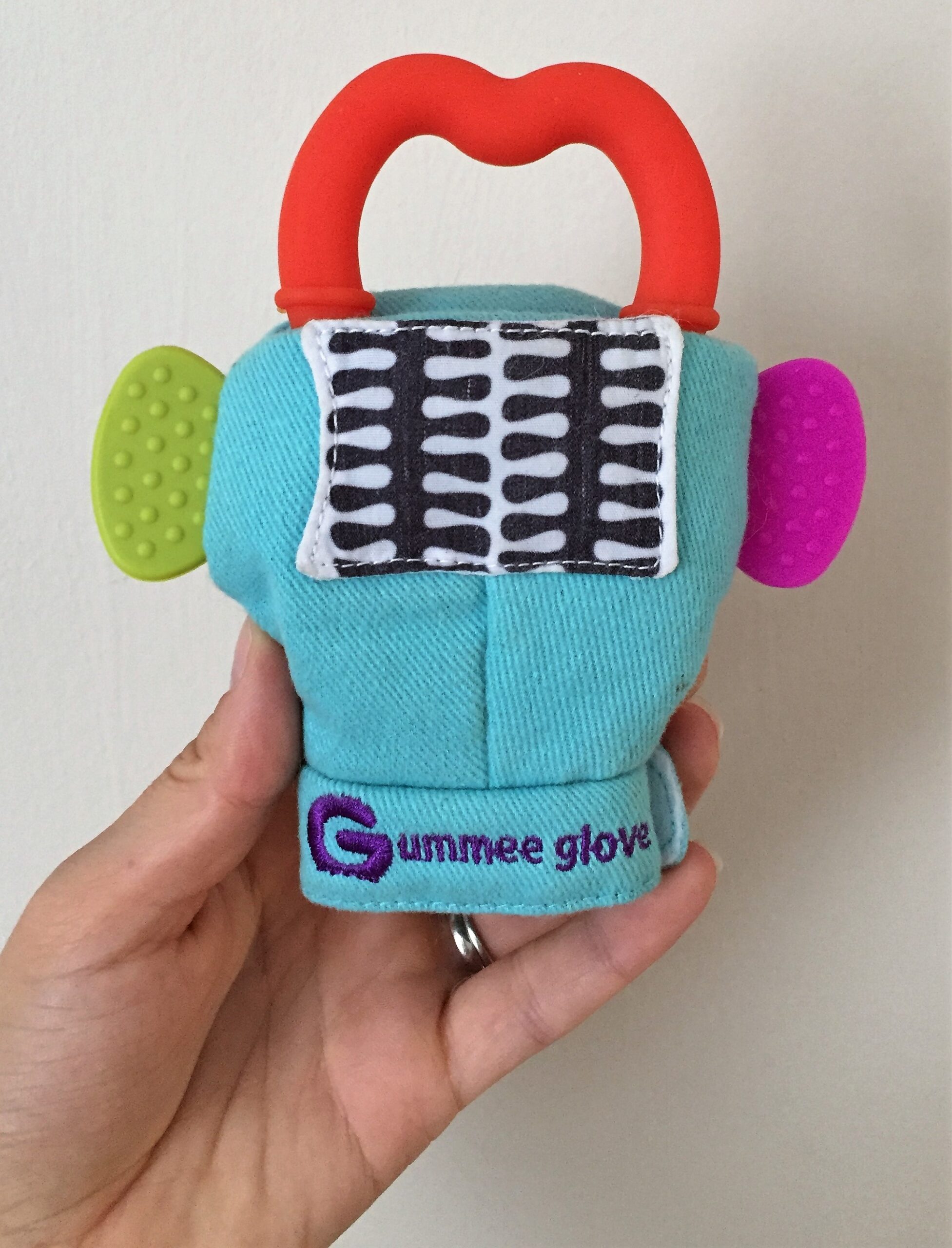 gummee glove