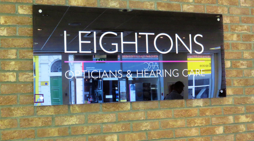 Leightons sign for eye test and hearing test