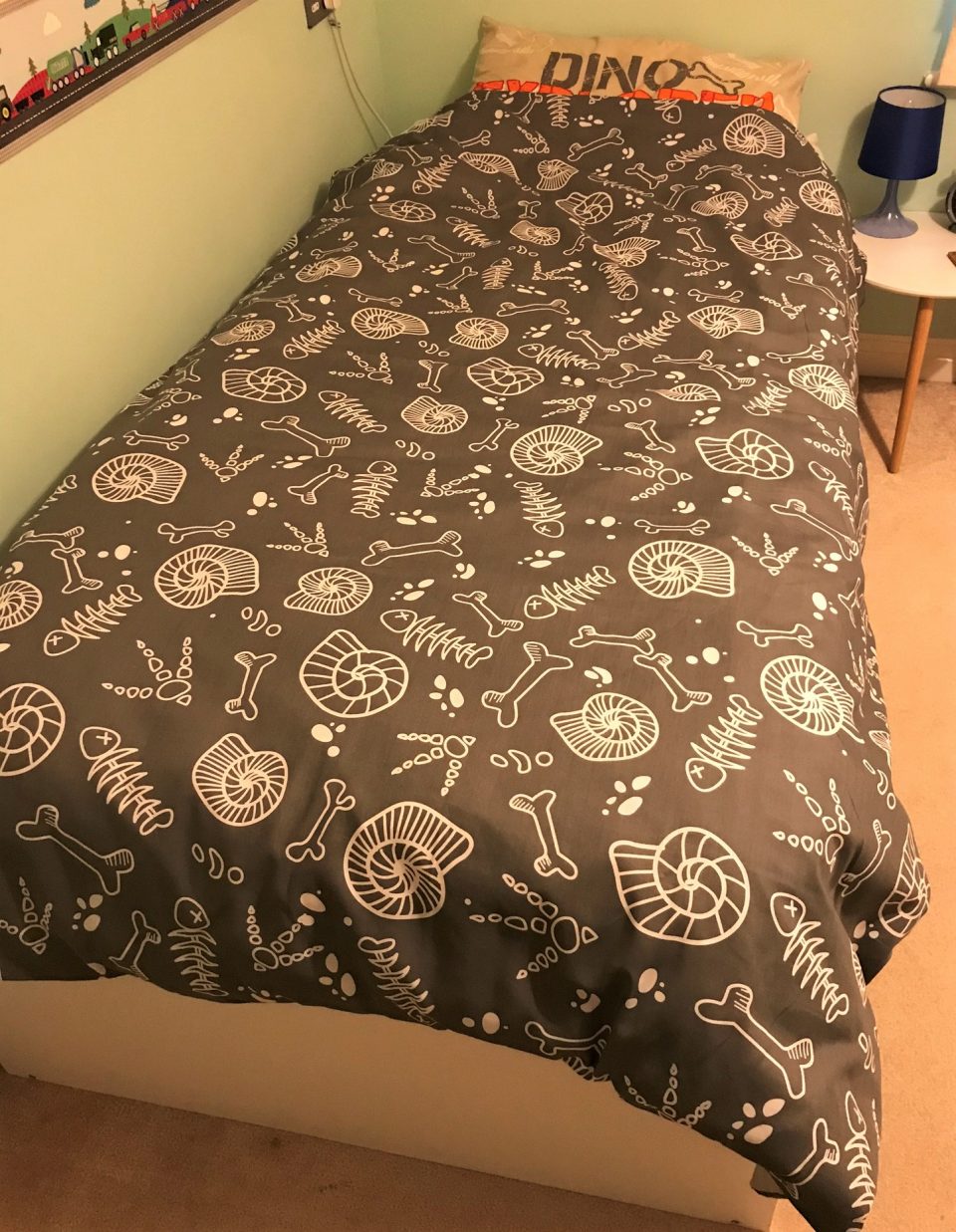 the recycled bedding set reversed