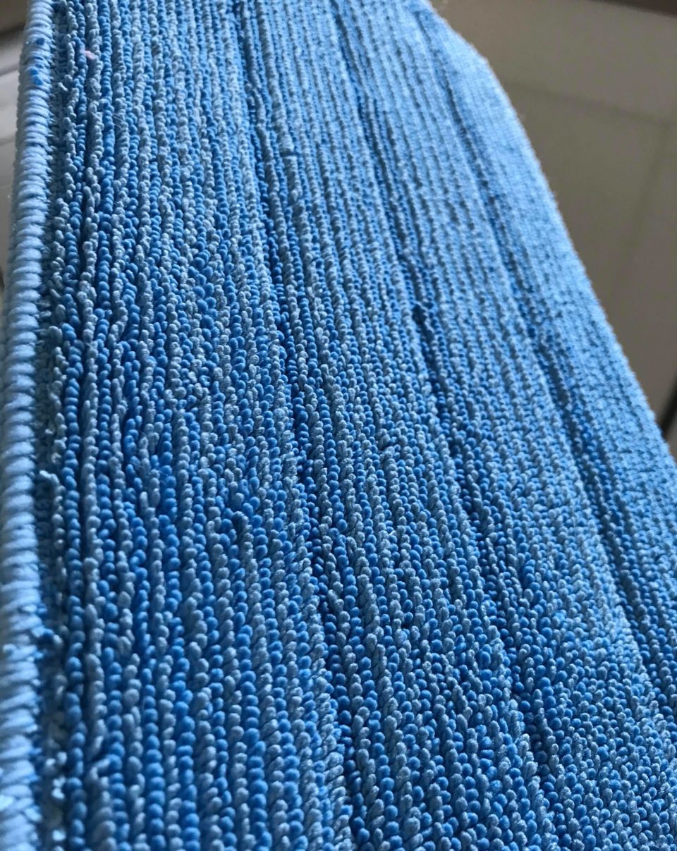 the micro-fibres on the e-cloth mop