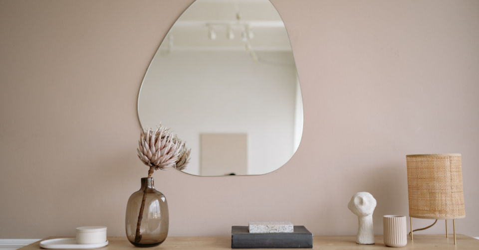 mirror trend