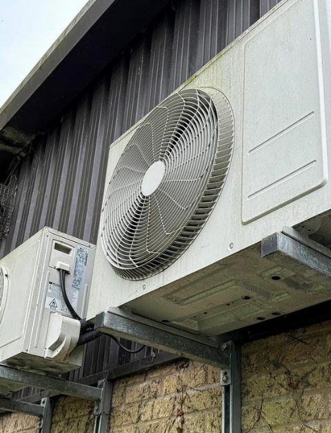 air to air heat pumps