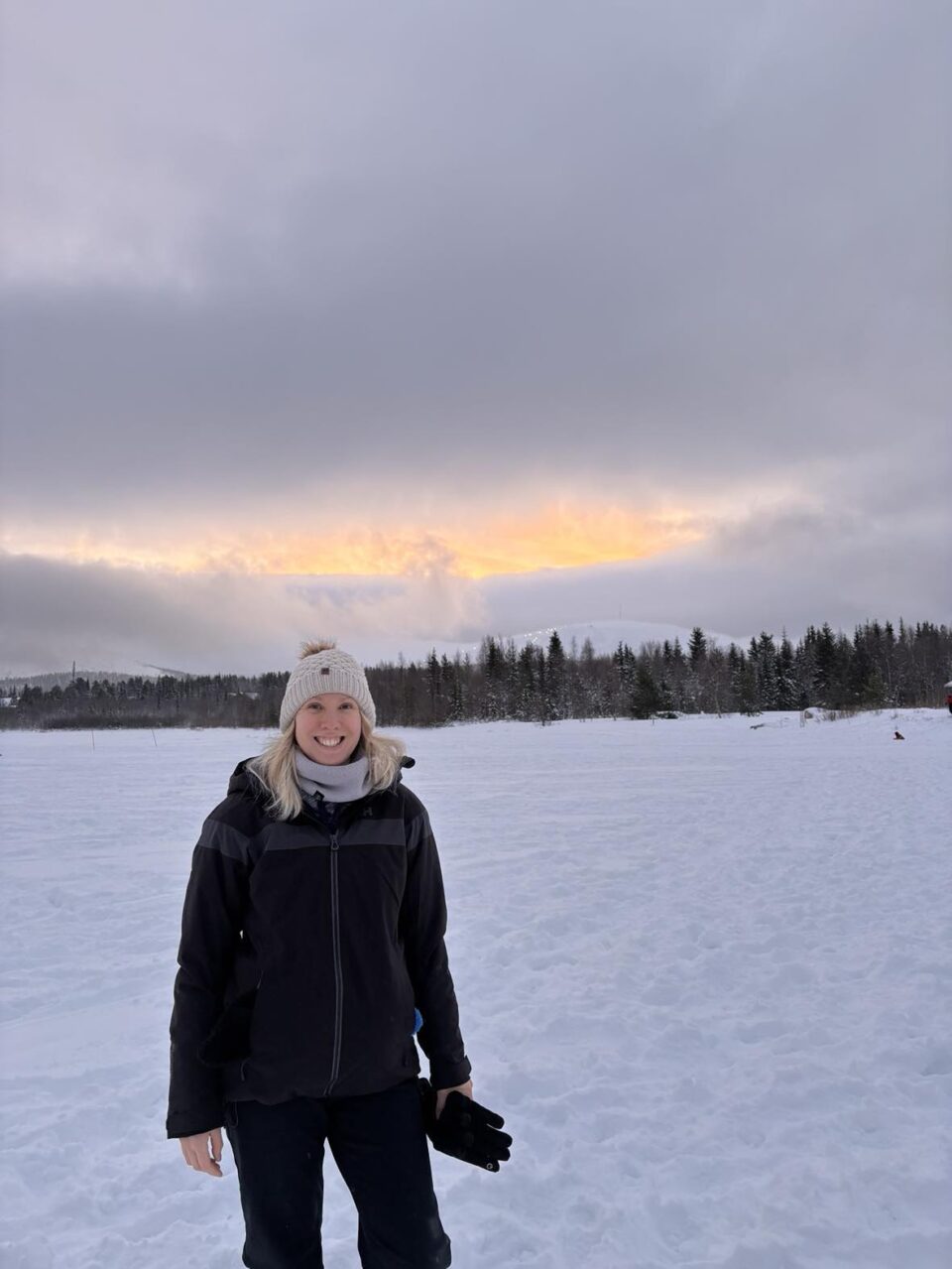 me at Äkäslompolo lake