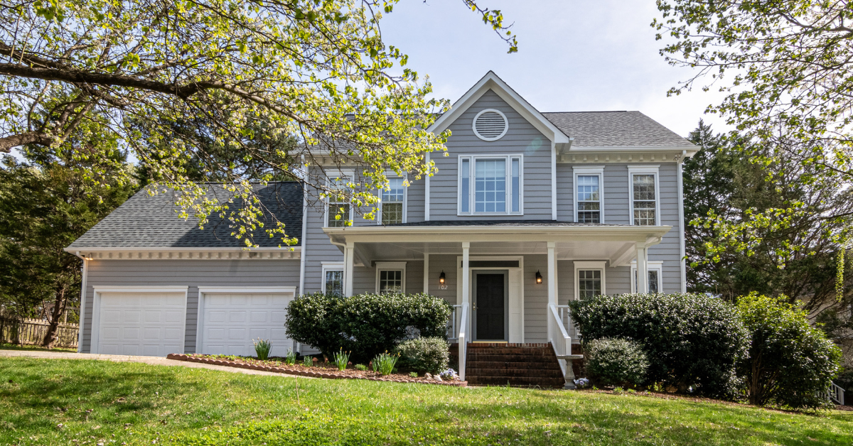 house with good curb appeal