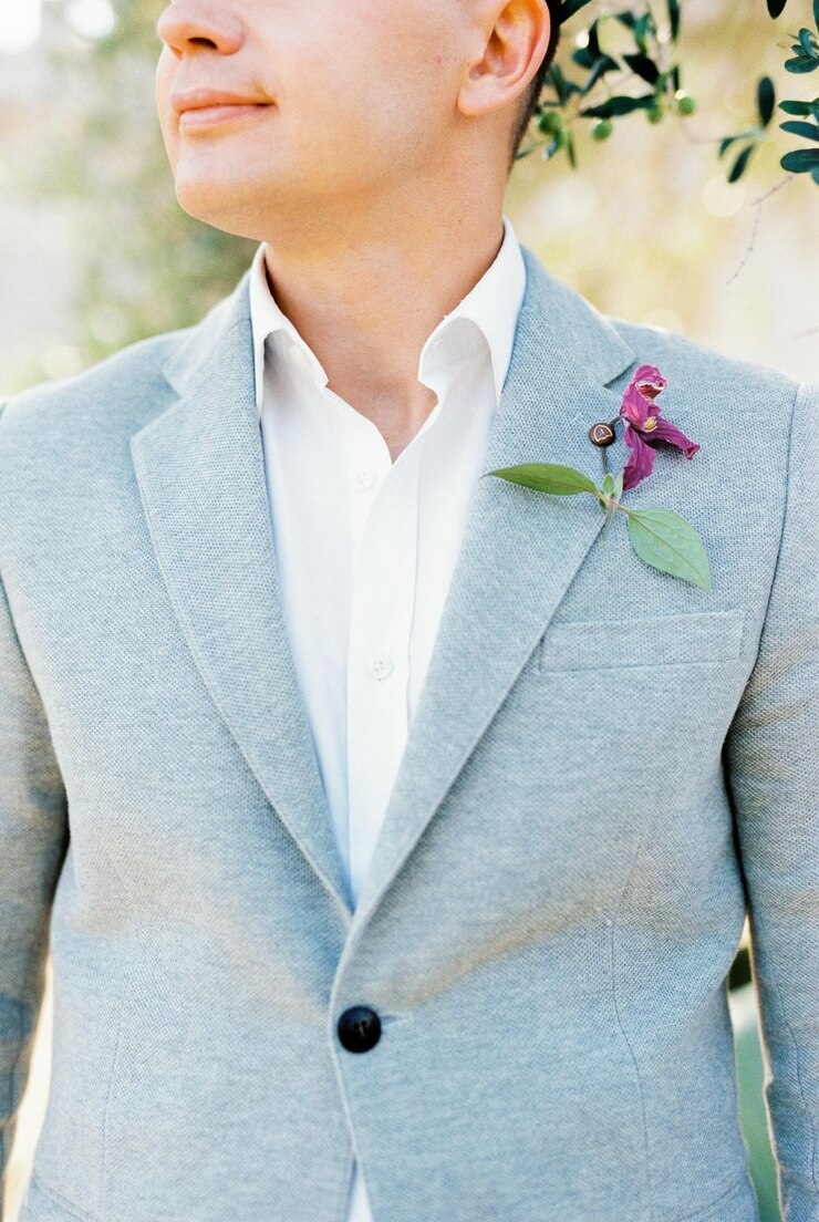 linene suit for a wedding