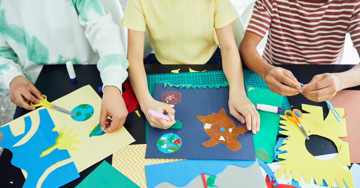 kids doing crafts