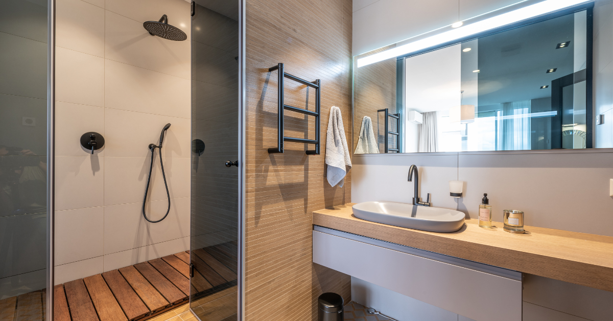 luxury bathroom