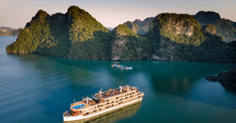 cruise ship