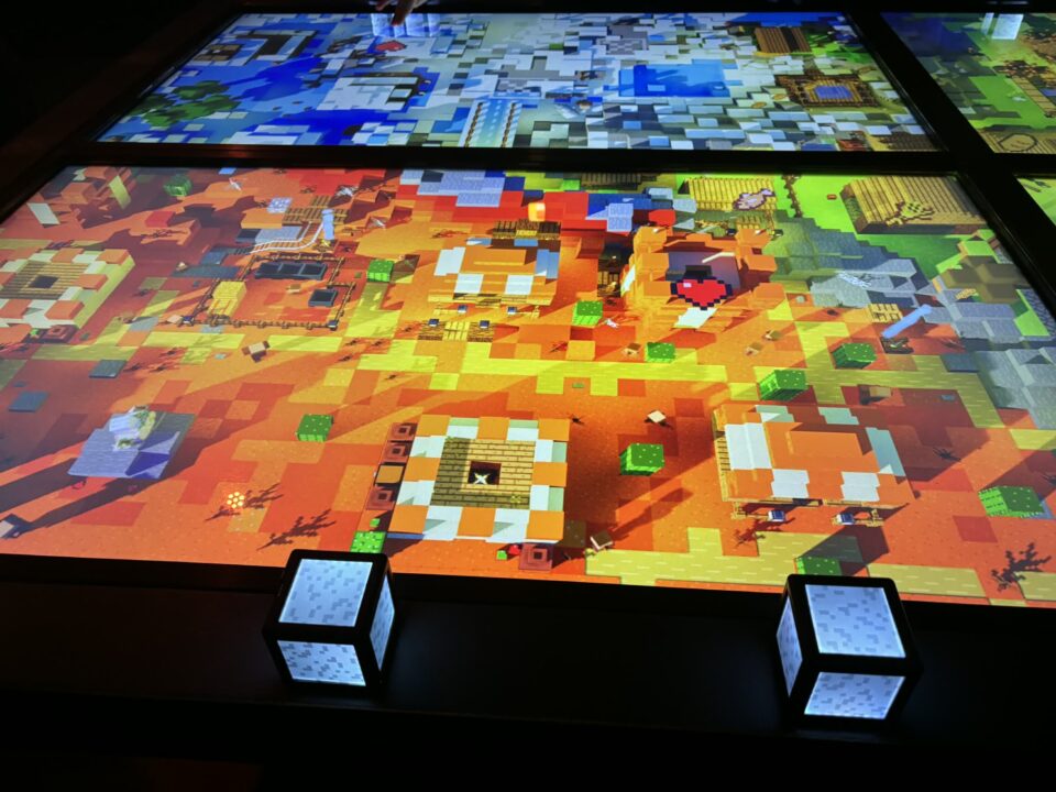 the playing screen in Minecraft experience