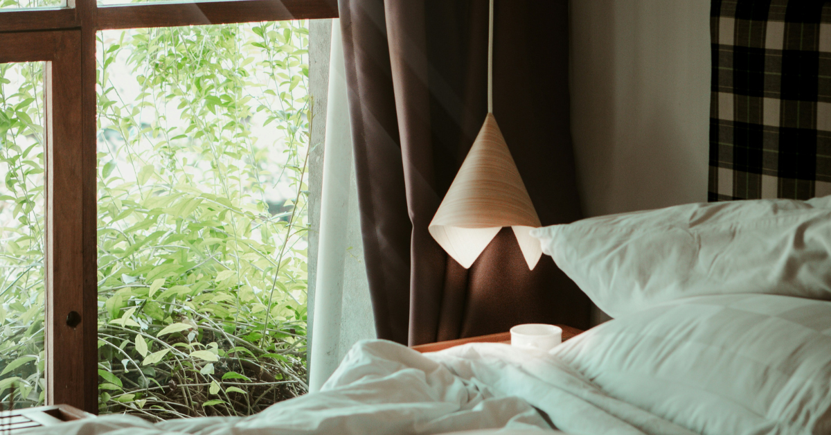 garden room with bedroom