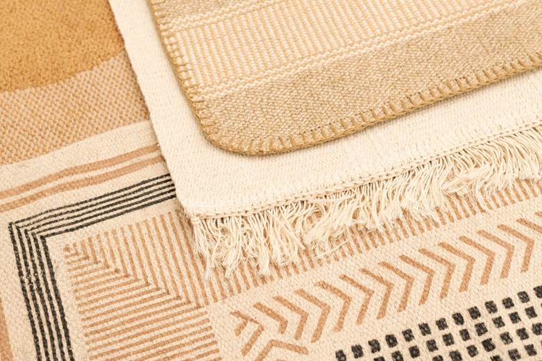 light coloured rugs