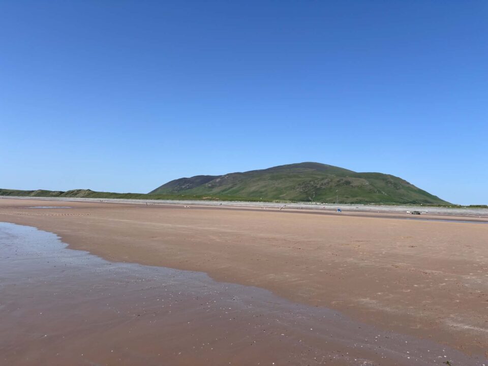 Silecroft Beach looking amazing with its golden sand and mountains